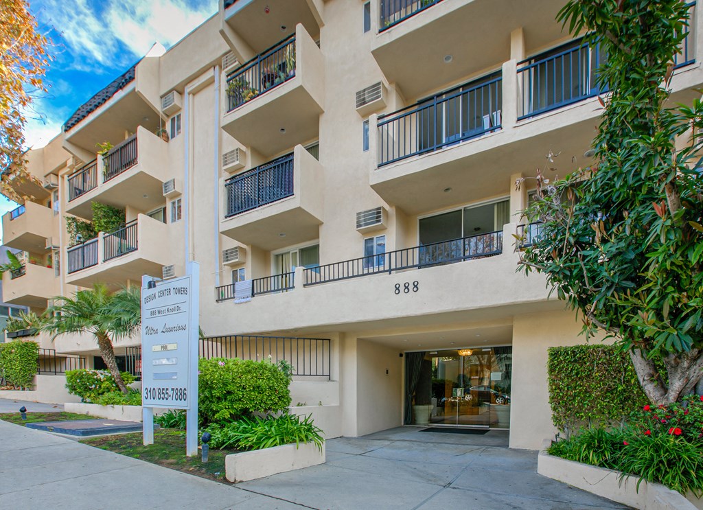 Apartment Building in West Hollywood