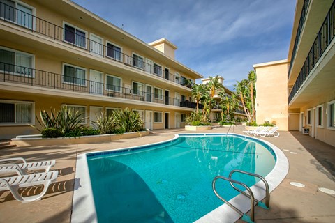 the swimming pool at our hotel in palm springs