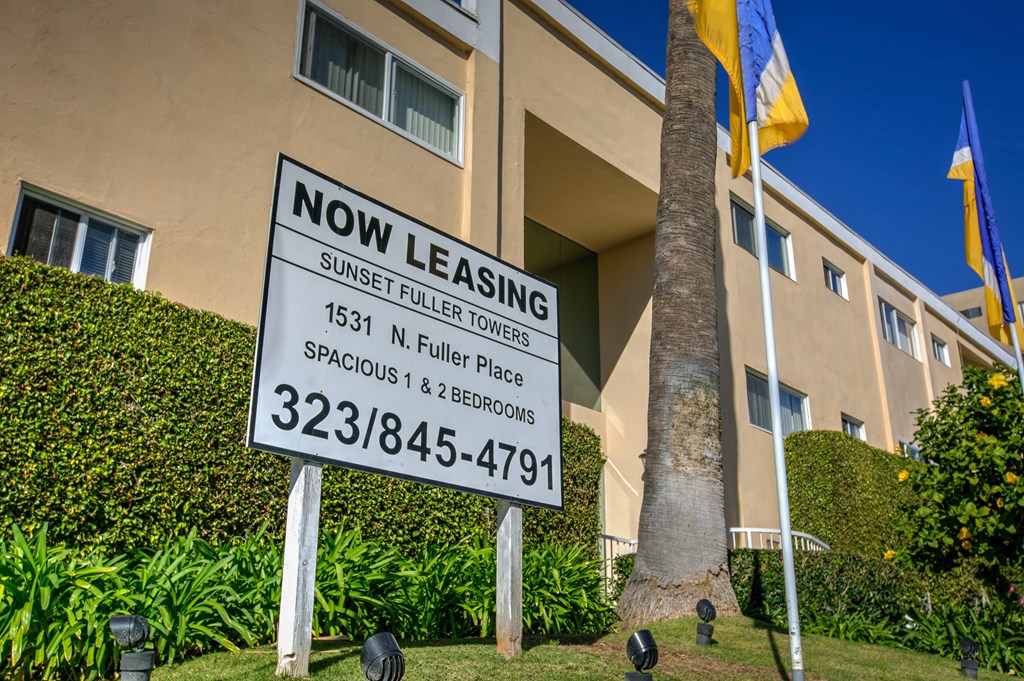 Apartment Building in Los Angeles