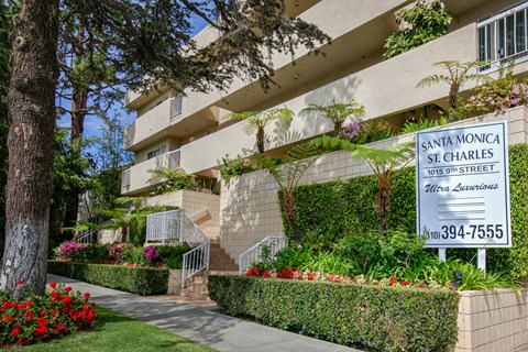 Apartment Building in Santa Monica