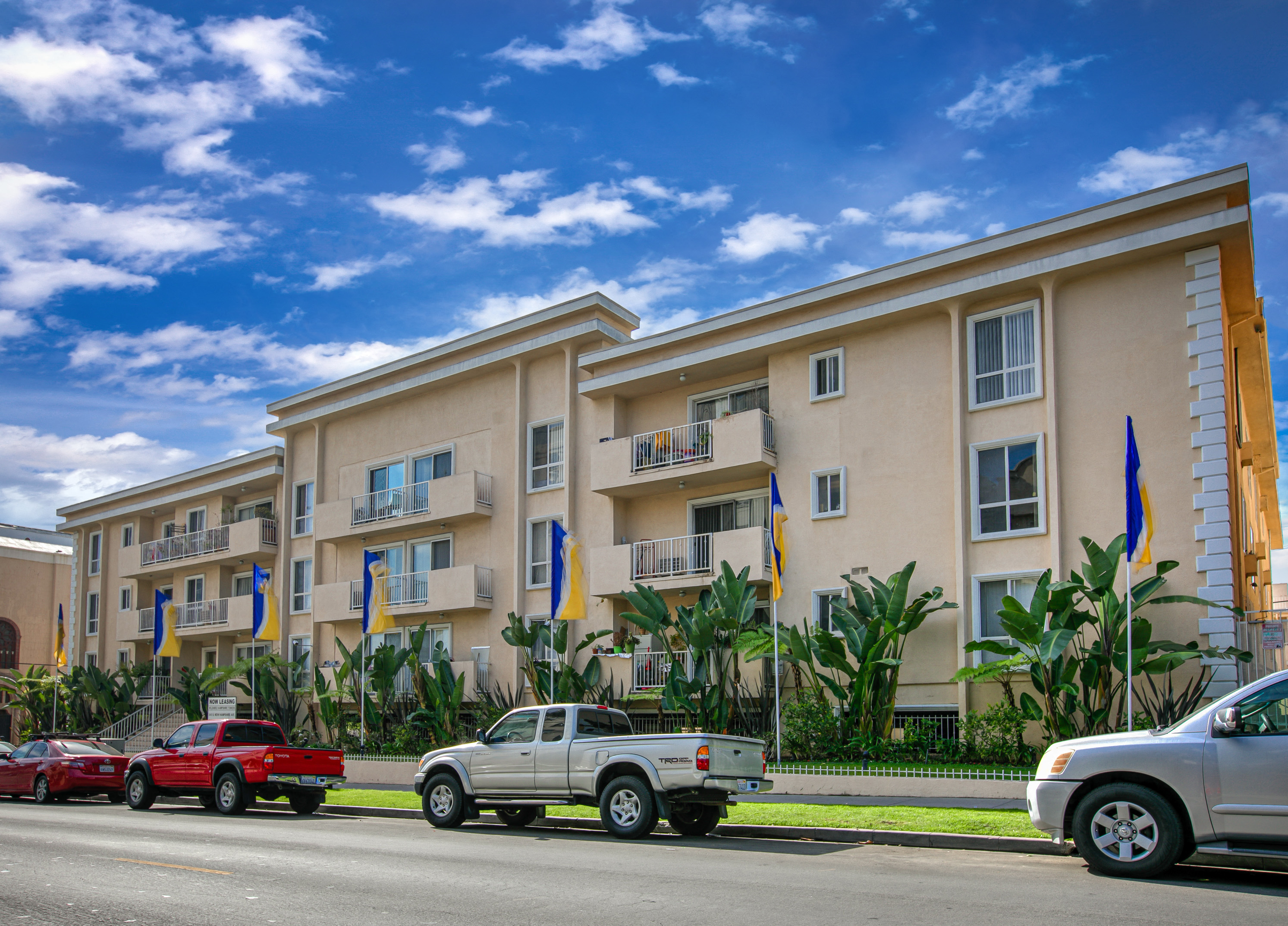 Apartment Building in Los Angeles