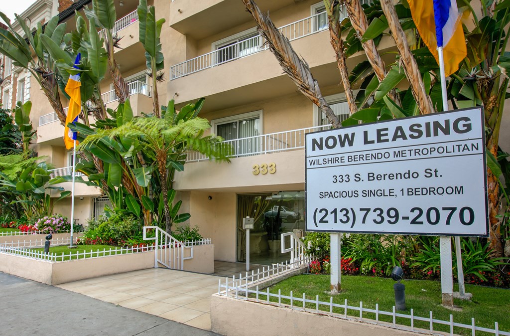 Apartment Building in Los Angeles