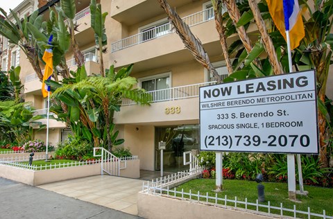 Apartment Building in Los Angeles