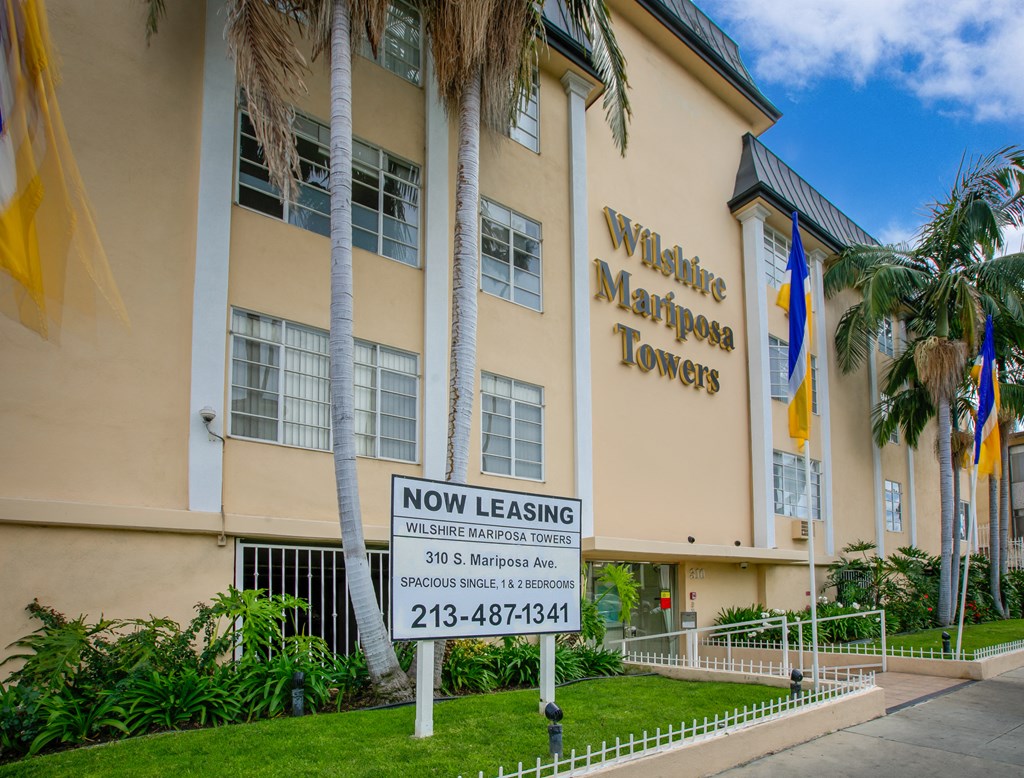 Apartment Building in Los Angeles