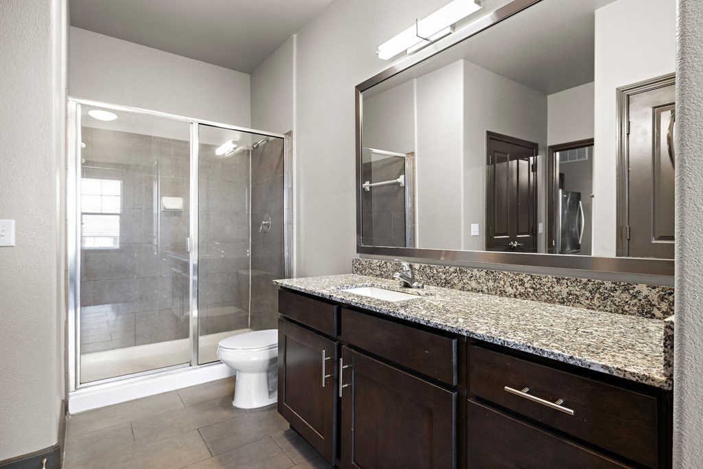 Luxurious Bathroom at North Creek, Texas