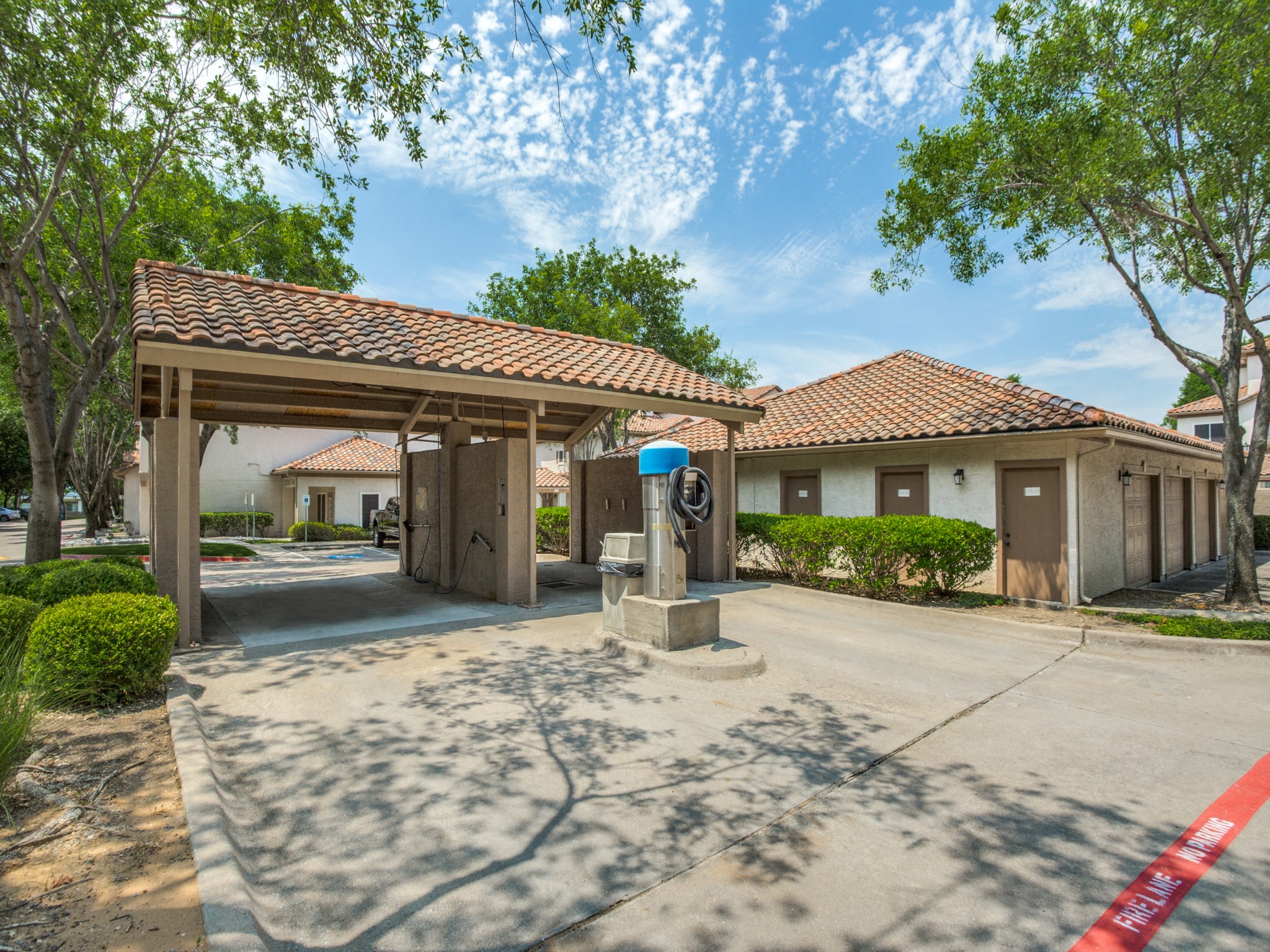 Car Wash Center at La Ventura Apartments, Texas, 75093