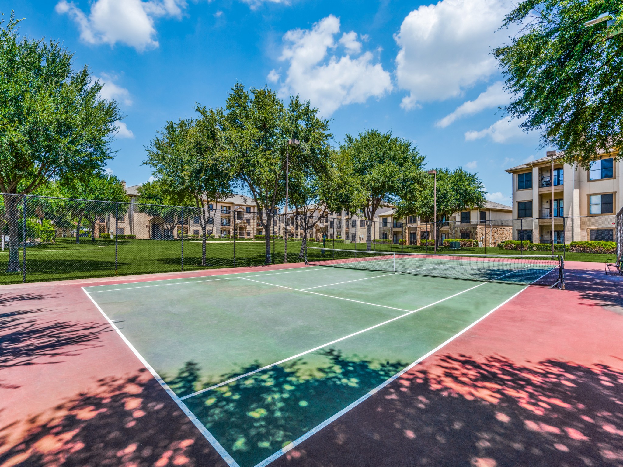 Community Tennis Court at The Canyons Apartments, Fort Worth, TX, 76116