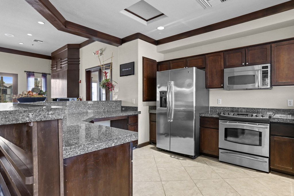 Fully Equipped Kitchen at Adiamo Palm Valley, Goodyear, AZ