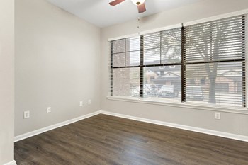 Hardwood style floors and lots of light! - Photo Gallery 38