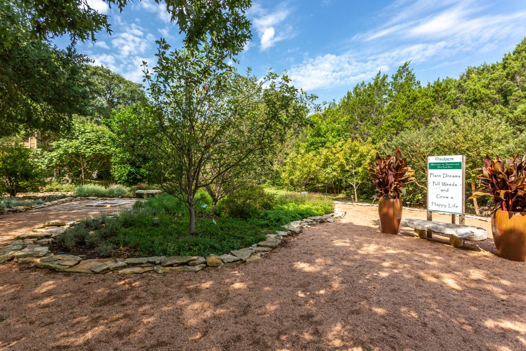 Courtyard at Sonterra Apartment Homes, Texas