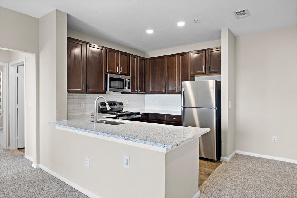 Upgraded appliances - a Cooks dream! at Las Brisas Apartment Homes, Round Rock, Texas