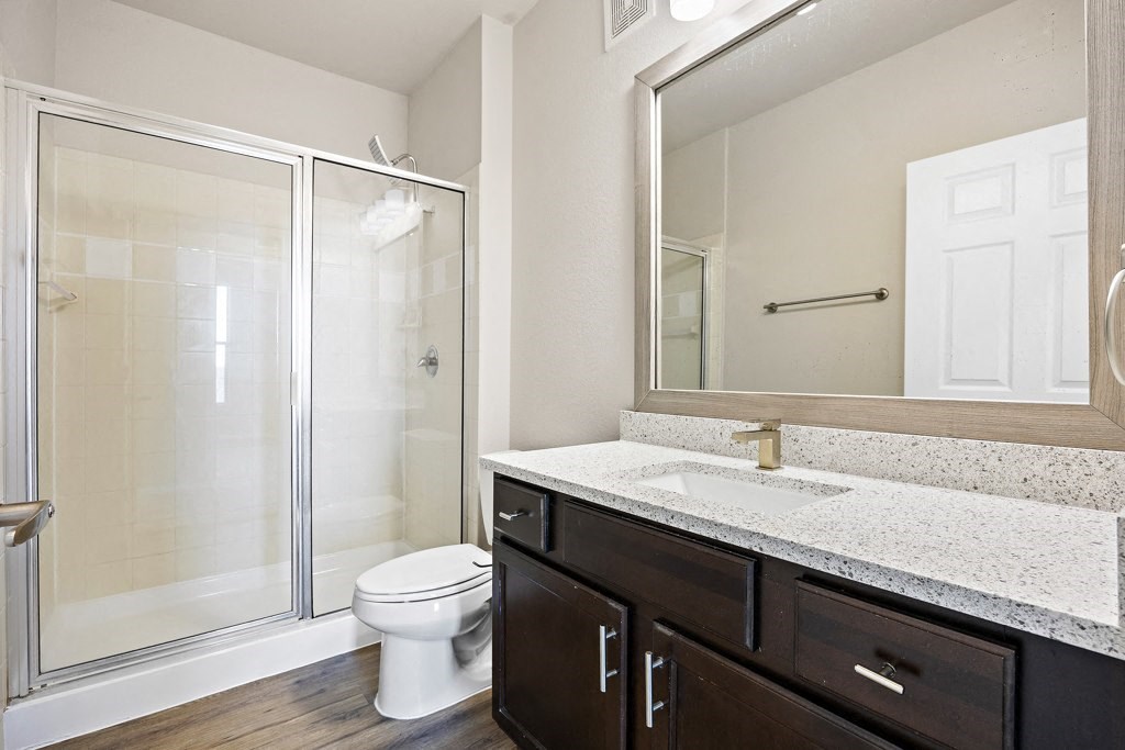 Bathroom at Las Brisas Apartment Homes, Texas