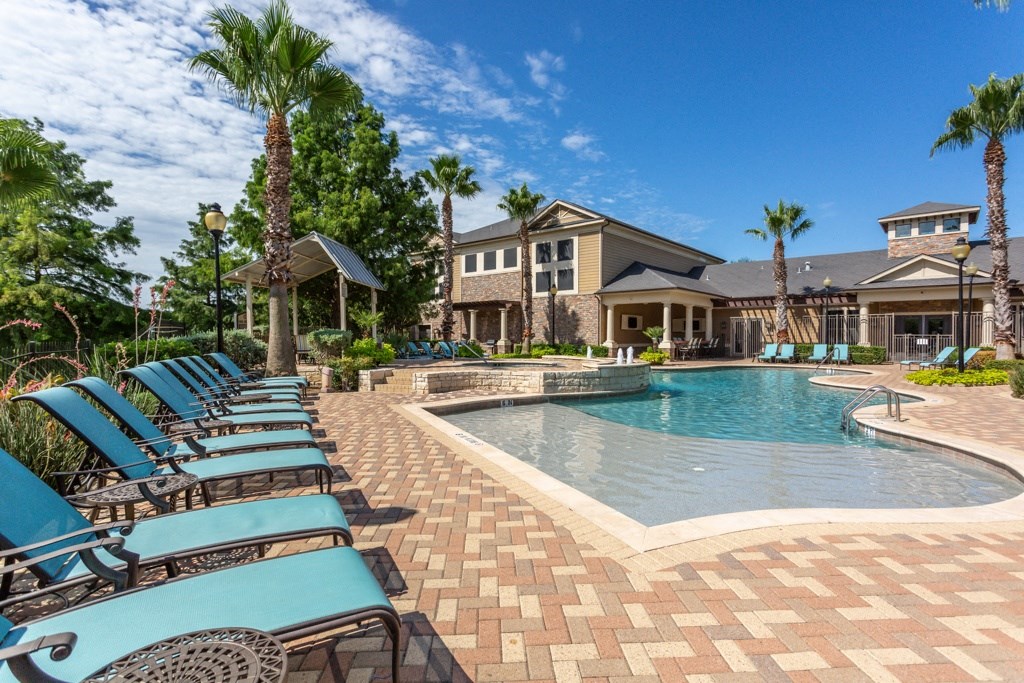 Pool With Sundecks at Las Brisas Apartment Homes, Round Rock, Texas