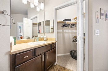 901 Hidden Valley Drive 1-3 Beds Apartment for Rent - Photo Gallery 70