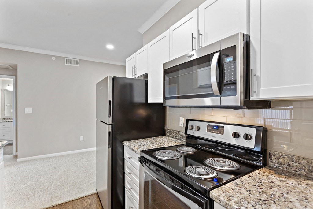 Electric Appliances at Ventana Oaks Apartments, Texas, 78717