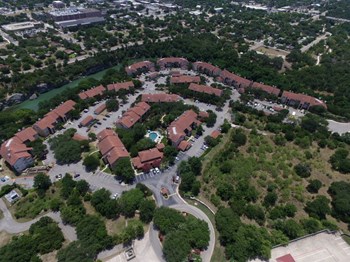 Waters Edge Apartments in Georgetown TX