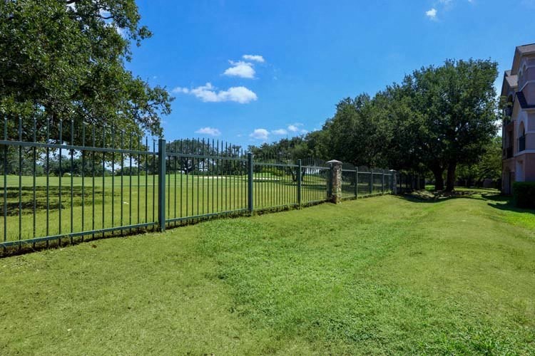 Golf Course at Legends on the Green Apartments, San Antonio, TX