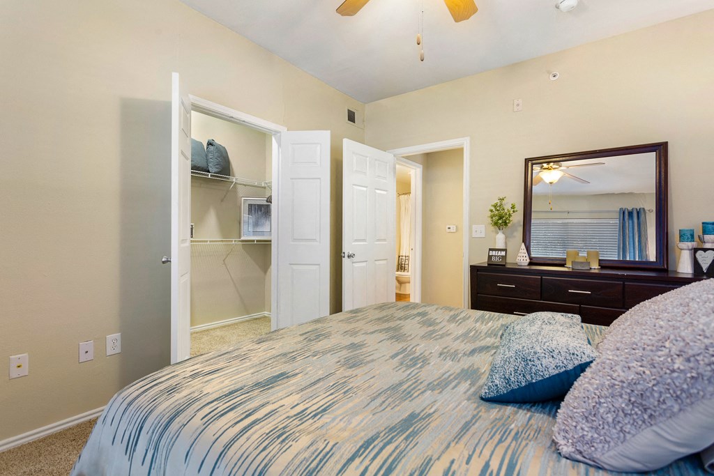 classic bedroom at Sonterra Apartment Homes, Austin, 78726