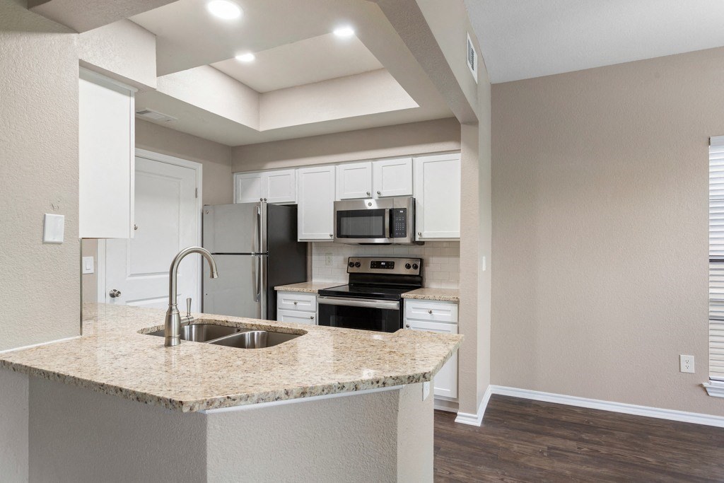 Kitchen Unit at Waters Edge Apartment Homes, Georgetown, Texas