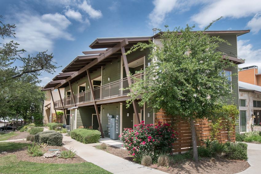 Lakeline East Apartments, 2829 S. Lakeline Blvd, Cedar Park, TX RentCafe