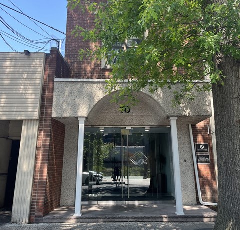 10 Mitchell Pl. Studio Apartment for Rent