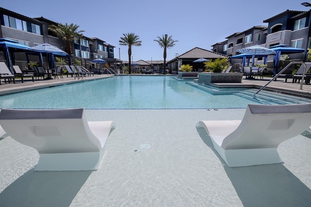 Level 25 At The Curve By Picerne