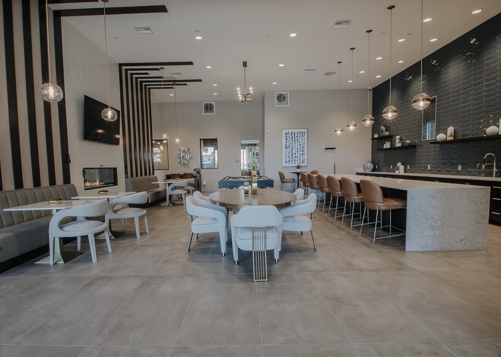 Level 25 At The Curve By Picerne