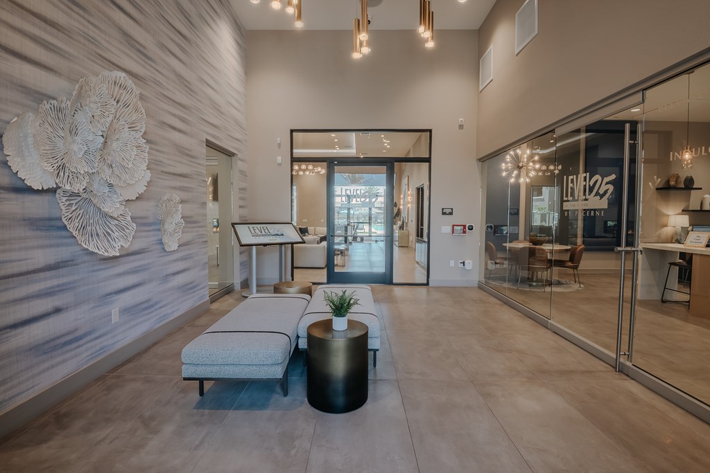 Level 25 At The Curve By Picerne