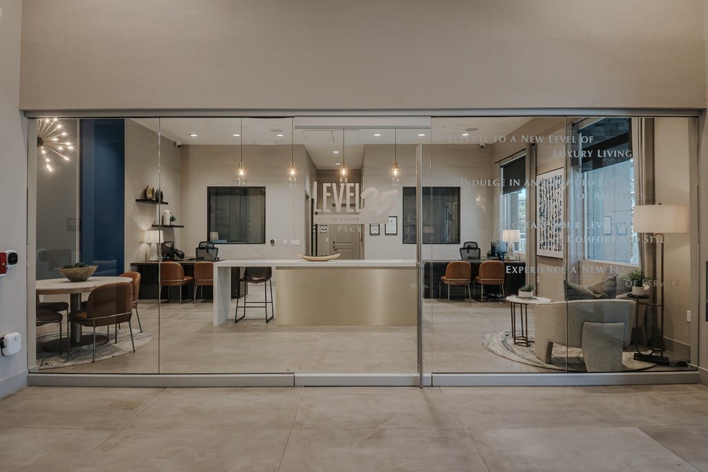 Level 25 At The Curve By Picerne