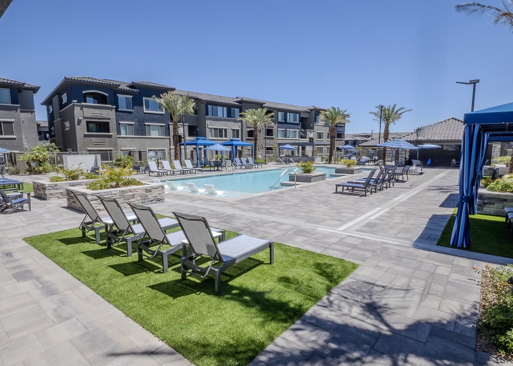 Level 25 At The Curve By Picerne