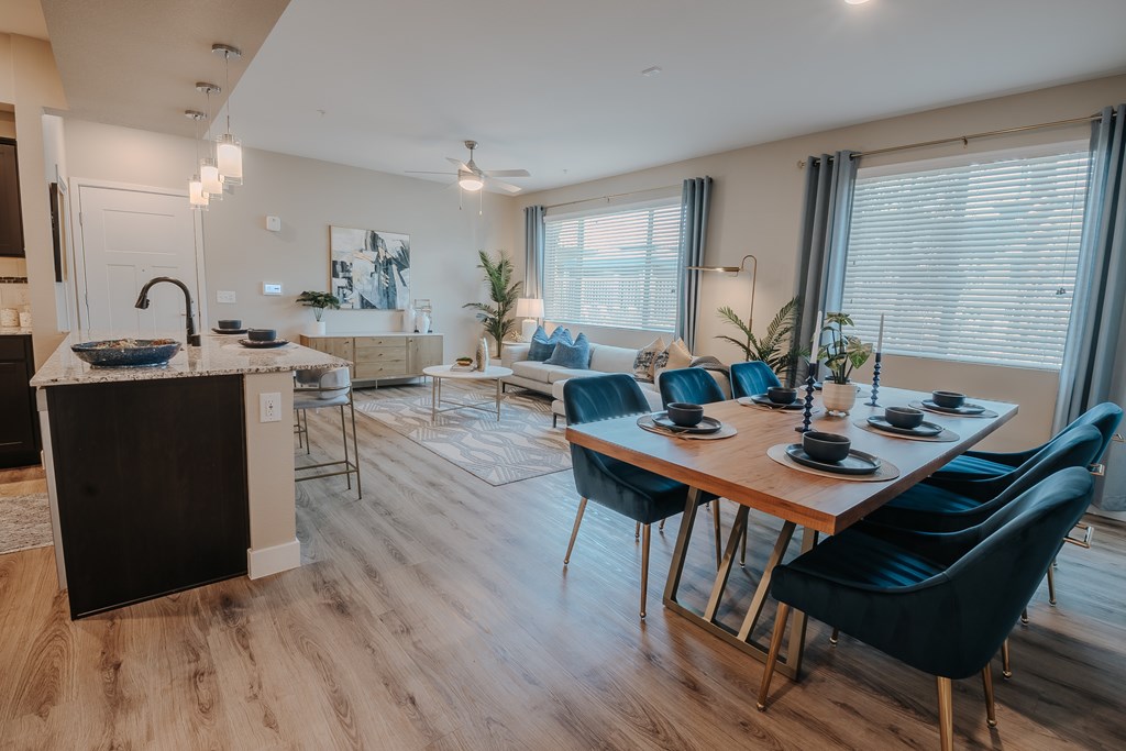 Level 25 At The Curve By Picerne