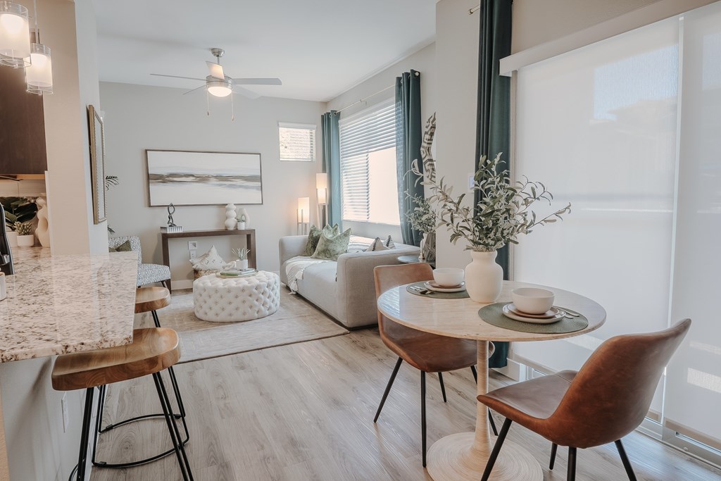 Level 25 At The Curve By Picerne