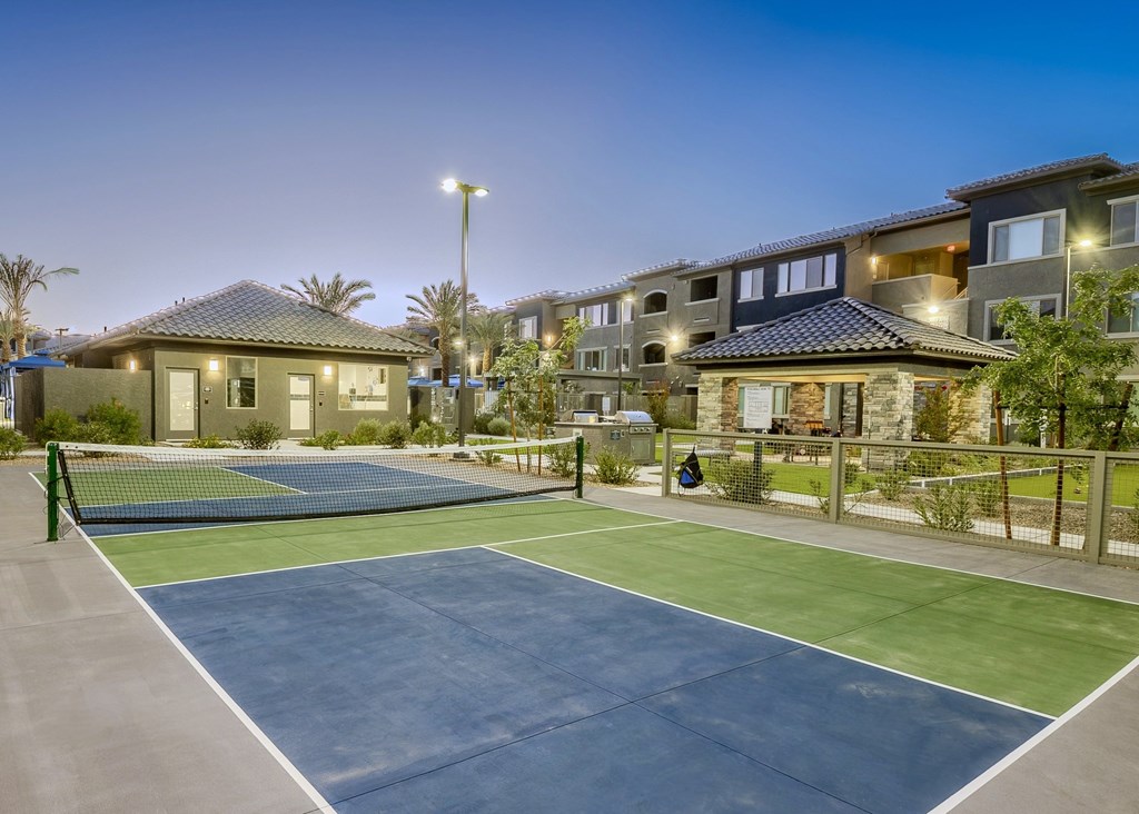 Level 25 At The Curve By Picerne