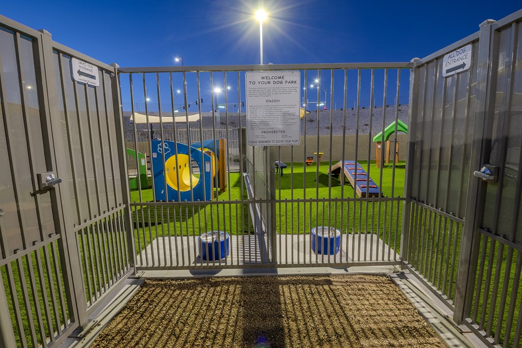 Level 25 At The Curve By Picerne