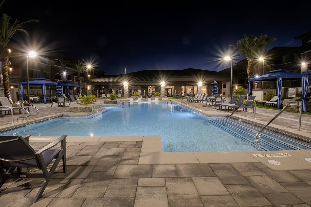 Level 25 At The Curve By Picerne