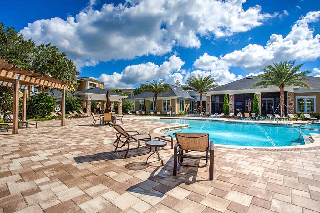 Beach Entry Pool at The Oasis at Brandon, Riverview, 33578