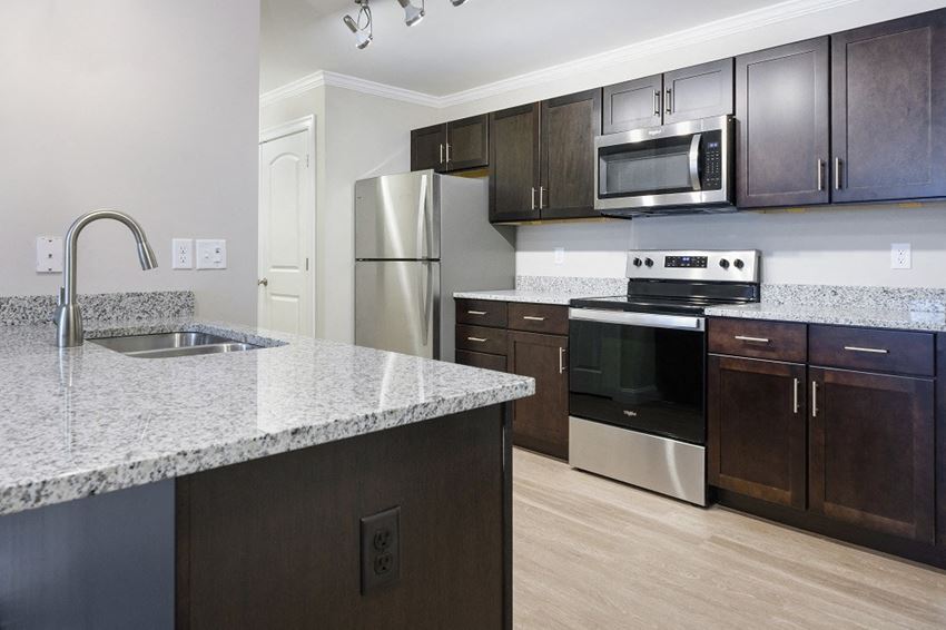 Cowesett Hills Apartments, 3595 Post Rd, Warwick, RI RentCafe