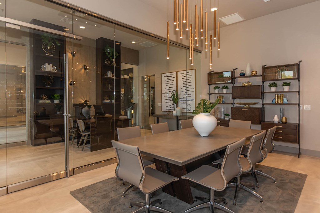 Level 25 At Cactus By Picerne