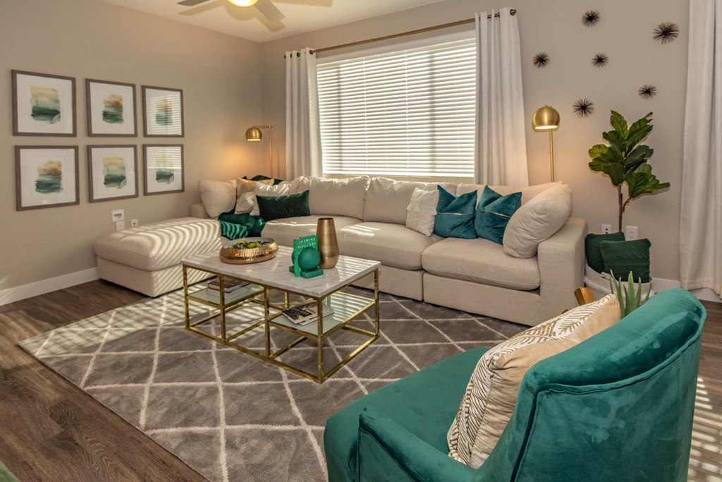 Level 25 At Cactus By Picerne