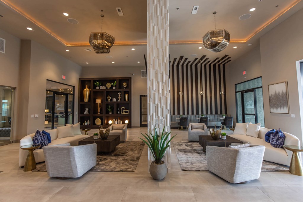 Level 25 At Cactus By Picerne