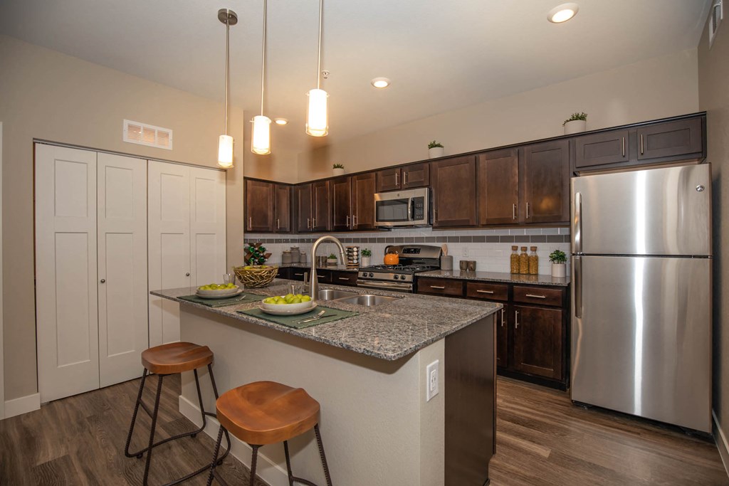 Level 25 At Cactus By Picerne