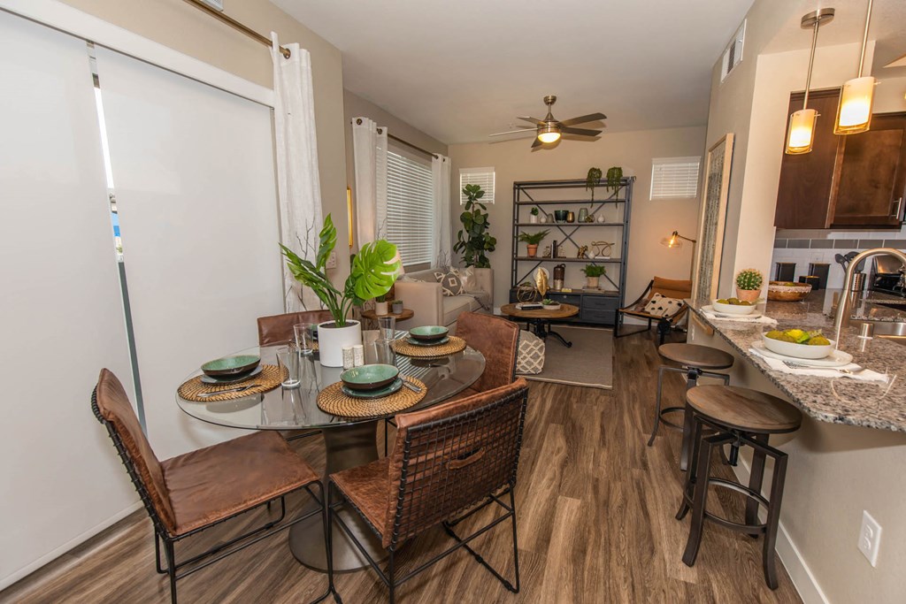 Level 25 At Cactus By Picerne