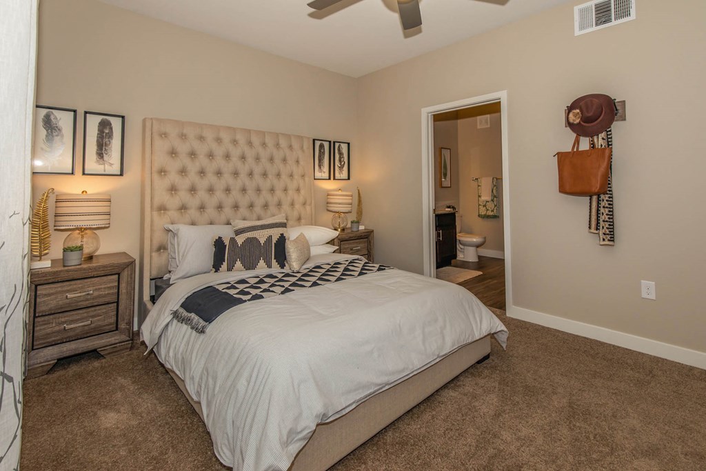 Level 25 At Cactus By Picerne