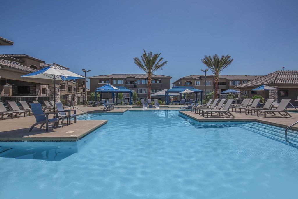 Level 25 At Oquendo By Picerne