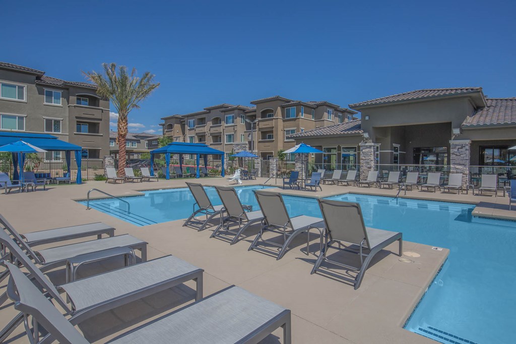 Level 25 At Oquendo By Picerne