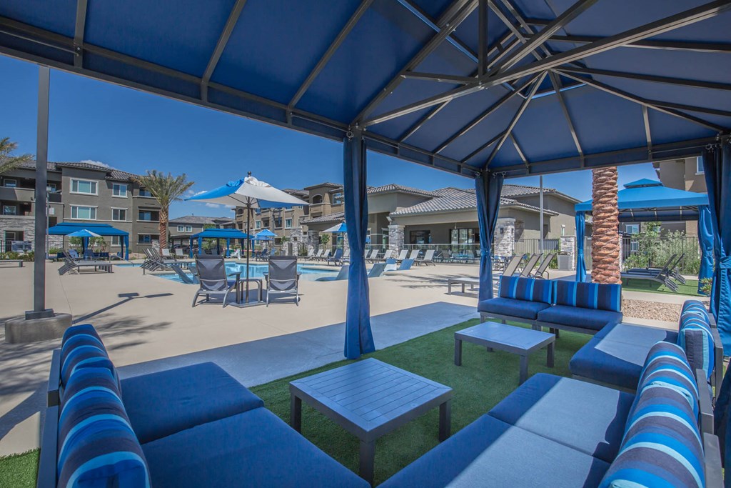 Level 25 At Oquendo By Picerne