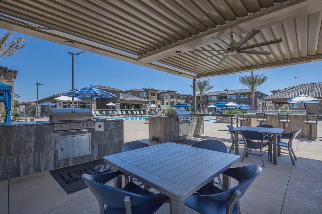 Level 25 At Oquendo By Picerne