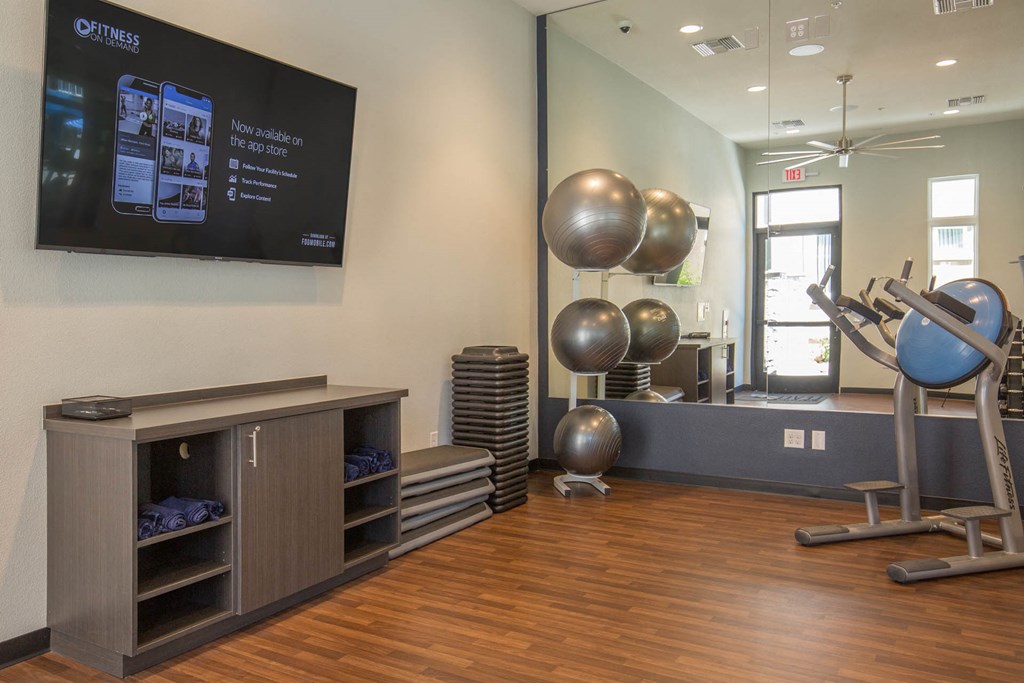 Level 25 At Oquendo By Picerne