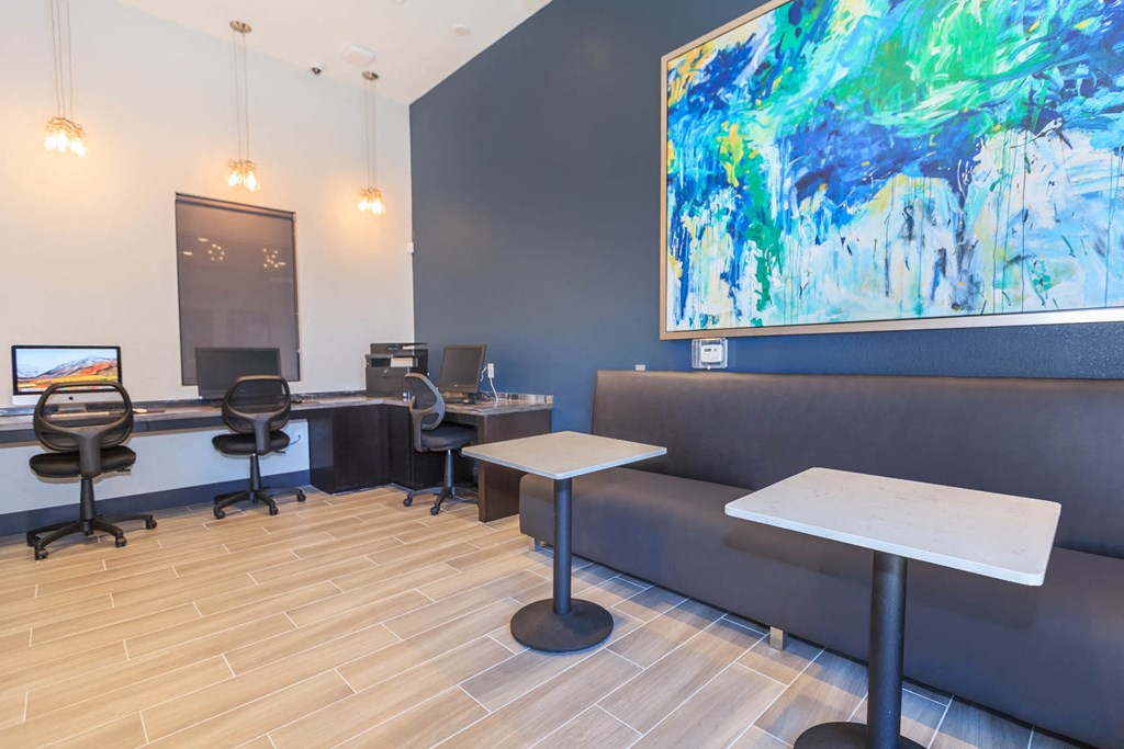 Level 25 At Oquendo By Picerne