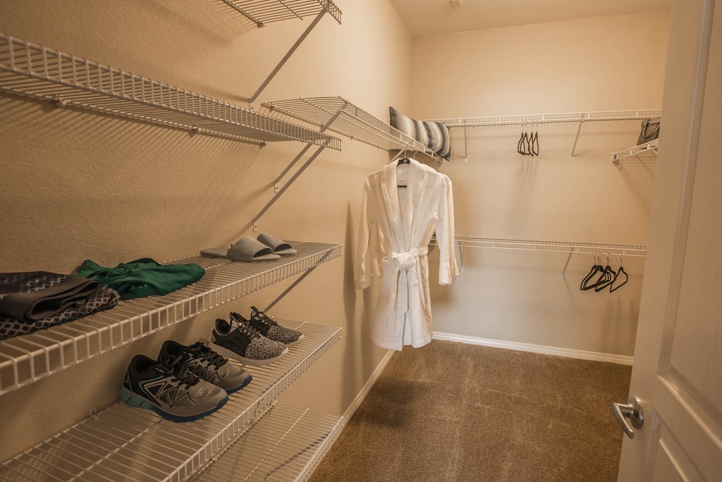 Level 25 At Oquendo By Picerne